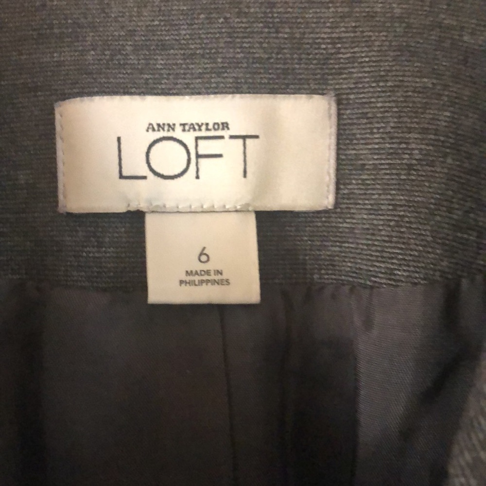 Blazer - Picture 2 of 2